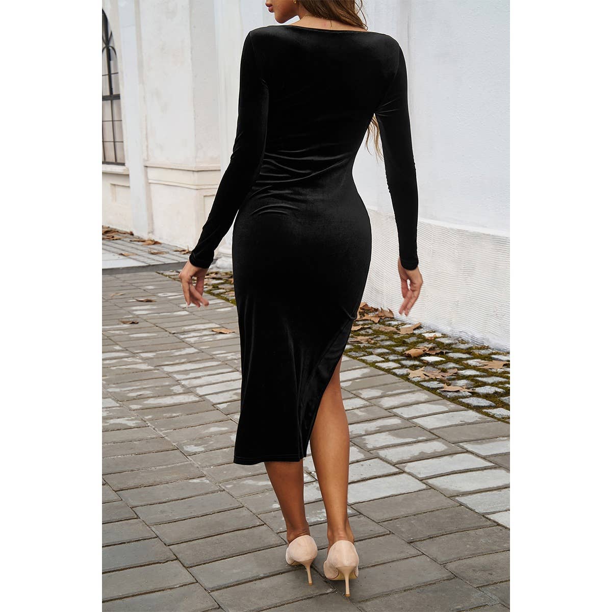 Split Square Neck Slim Fitted Velvet Midi Dress: GREEN / M