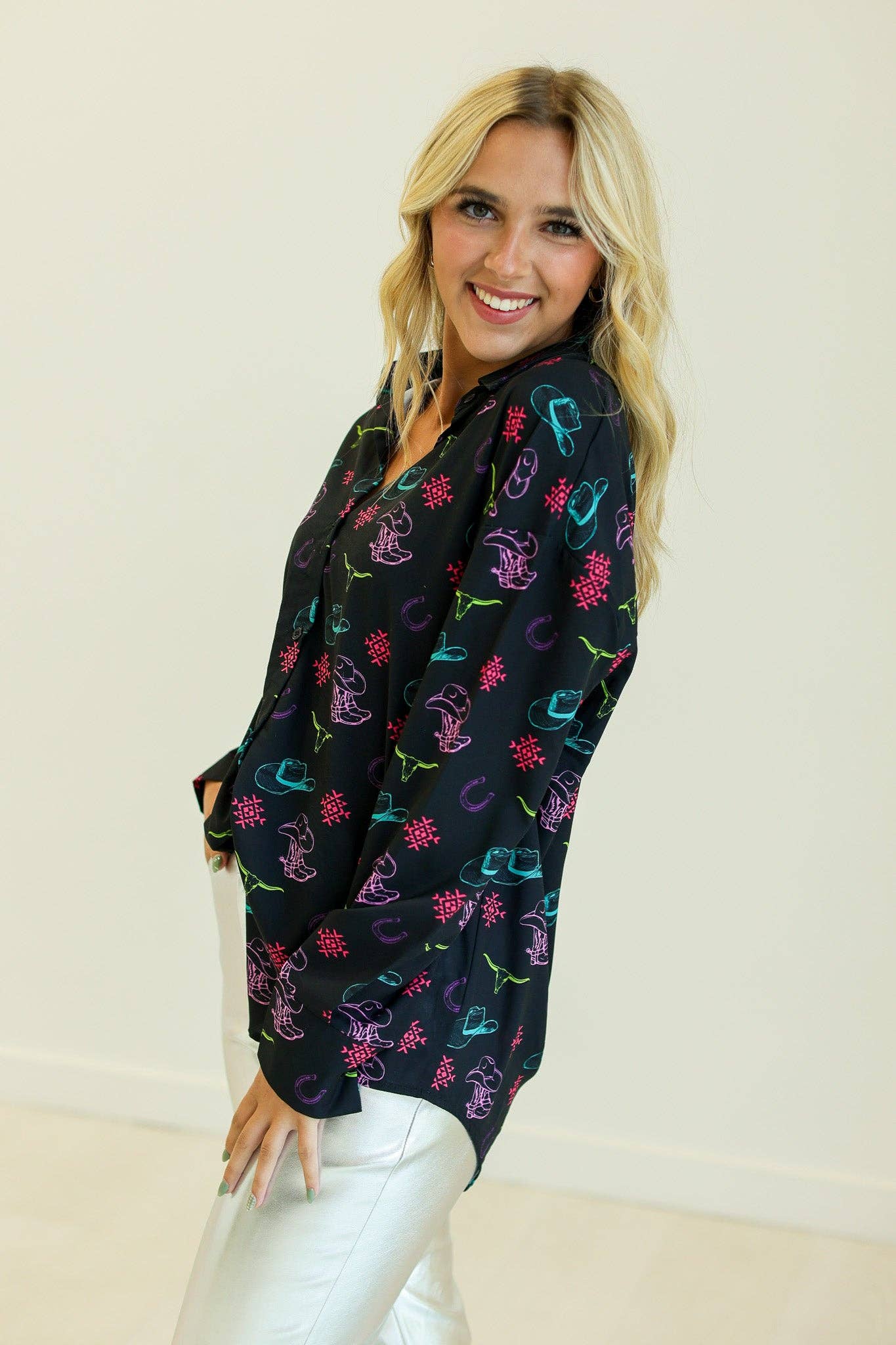 Kathryn Classic Button-Up, Black Western Elements: Black / M