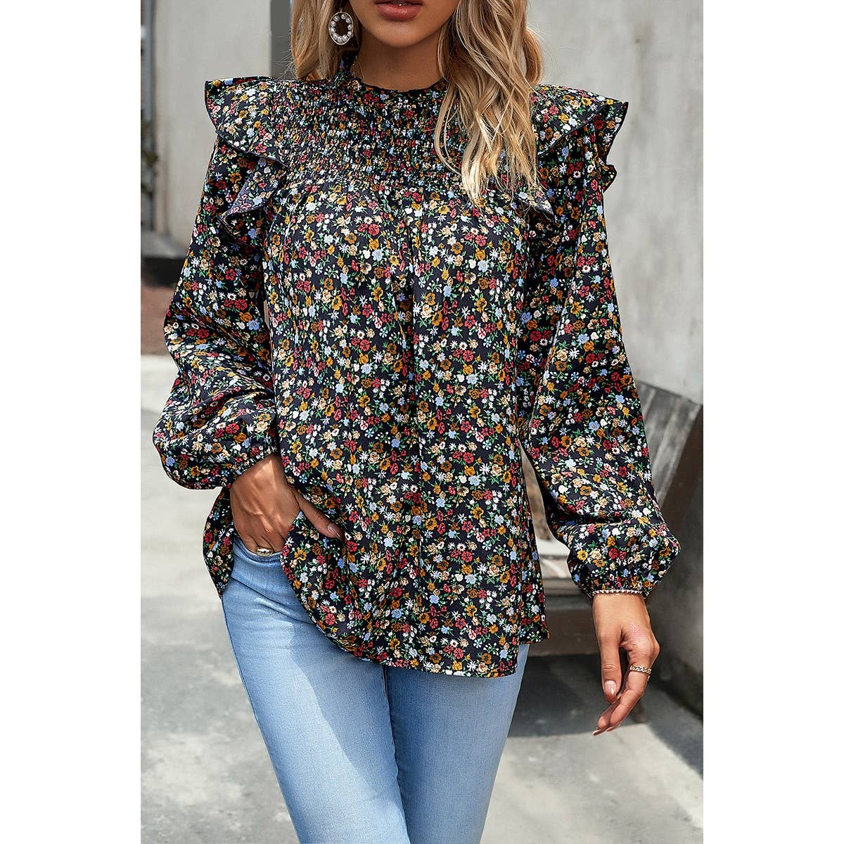 Floral Print Smocked Ruffled Shoulder Loose Blouse: BLUE / S