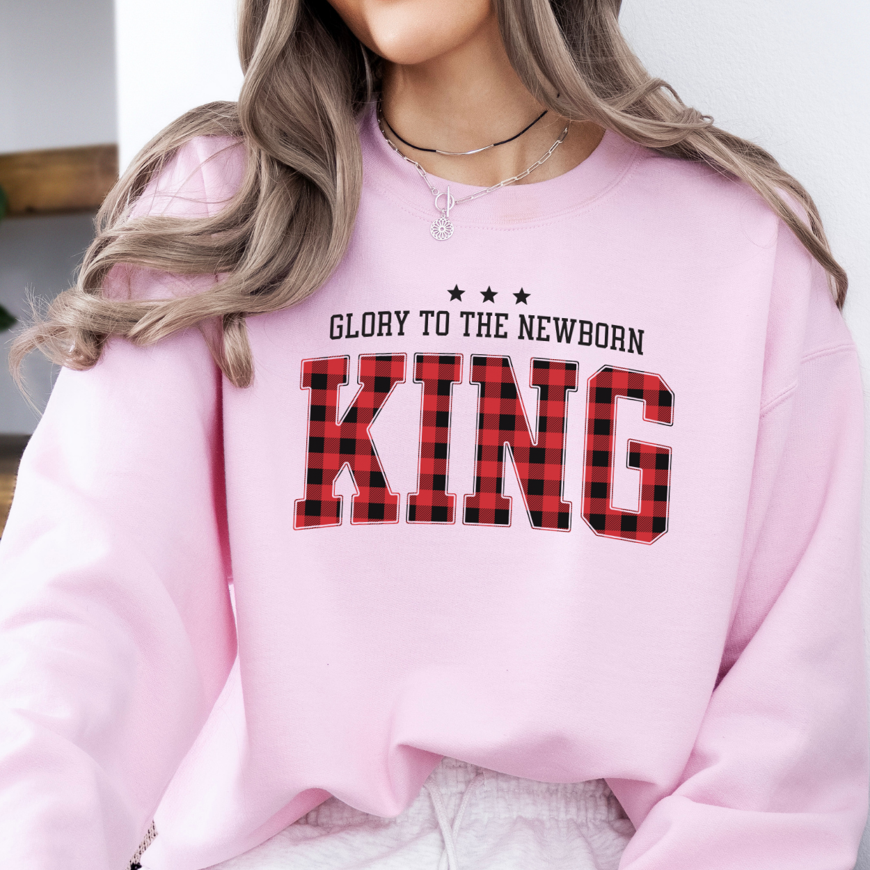 Glory to the newborn King Christmas sweatshirt, Christian: Sand / Medium
