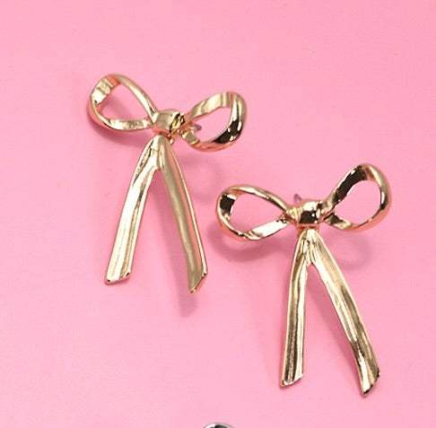 Movable Bow Stud Earrings