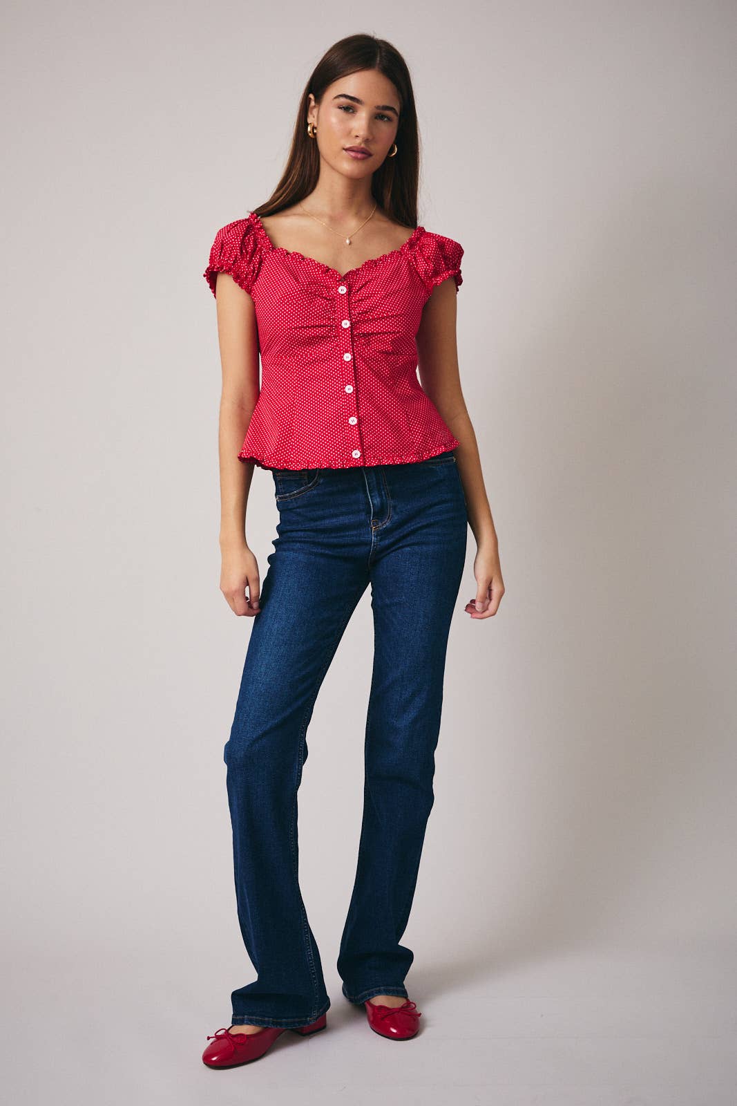 CAP SLEEVE BUTTON DOWN POLKA DOT TOP: RED-WHITE DOT