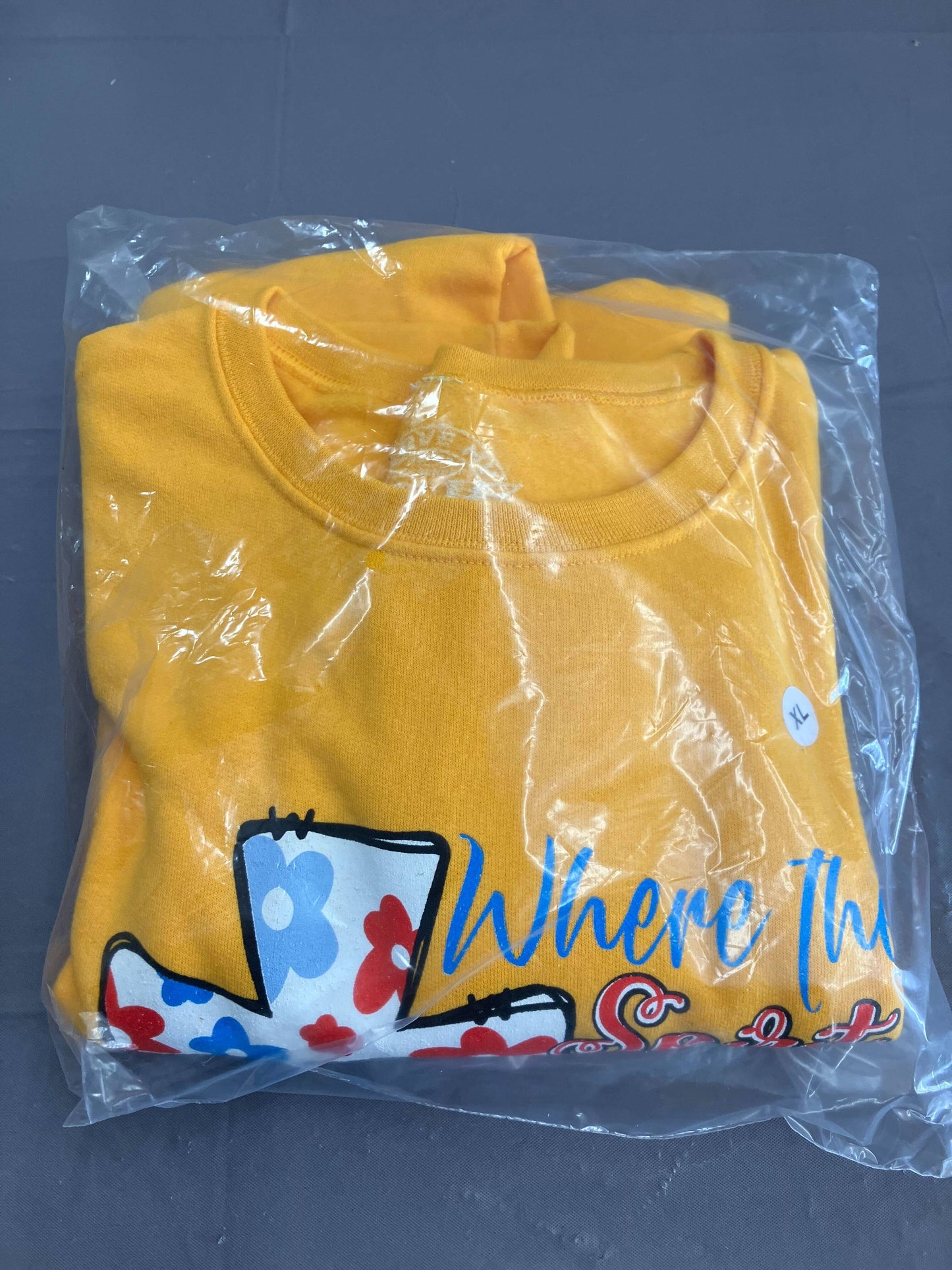 Trump Girl - No Apologies Crewneck - 2926: Black / M