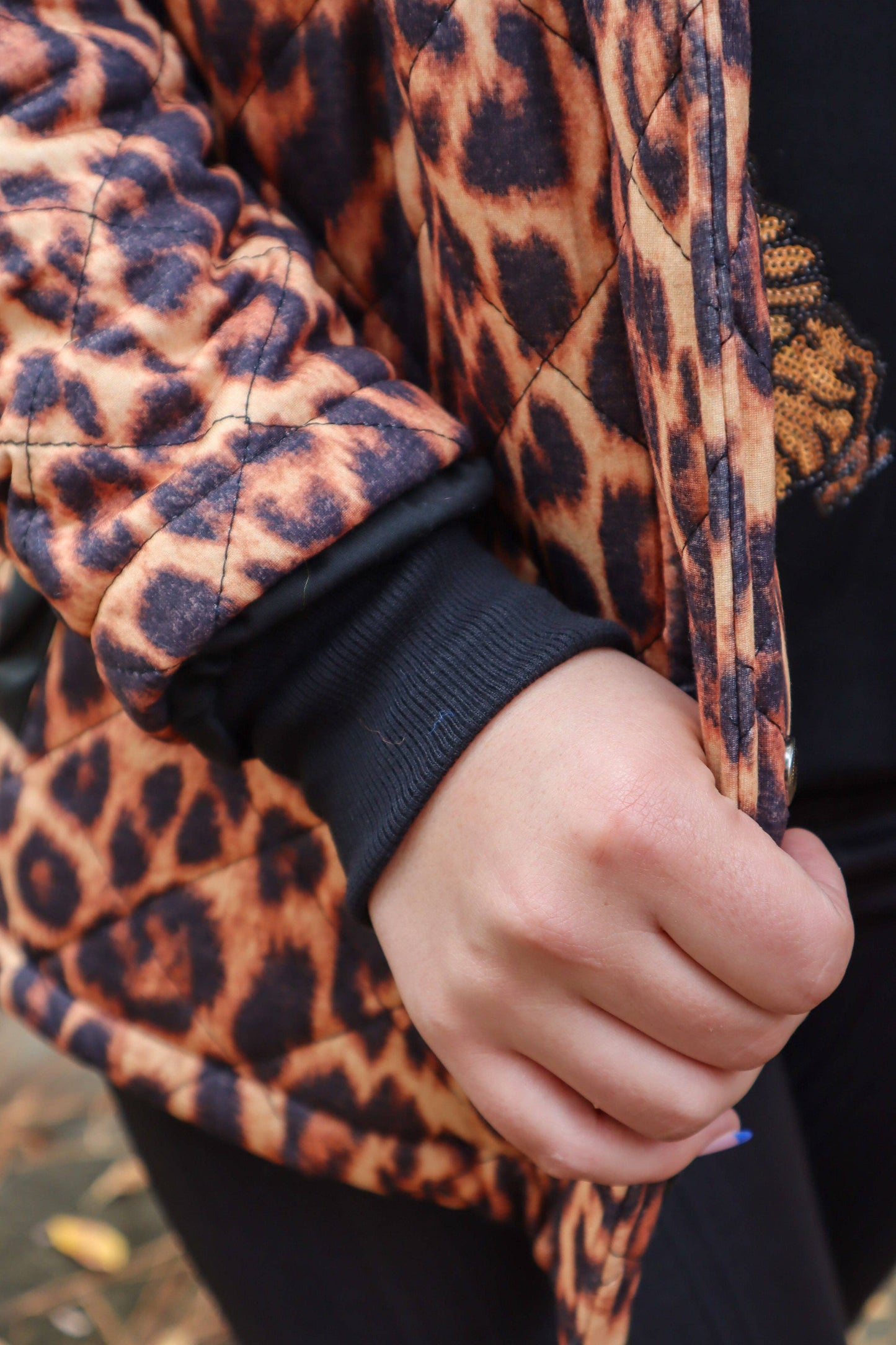 MK132 Carolina Fur Trimmed Quilted Jacket - Leopard: LEOPARD / S