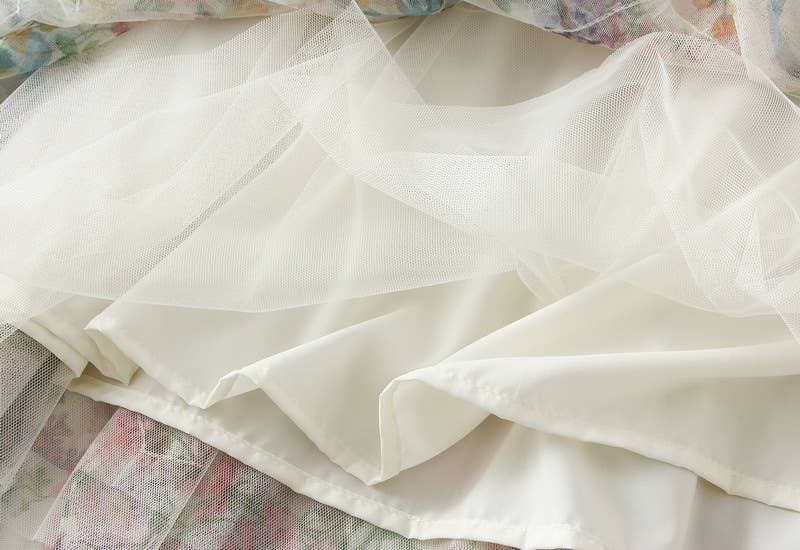 Floral tiered midi tulle skirt: Beige / M