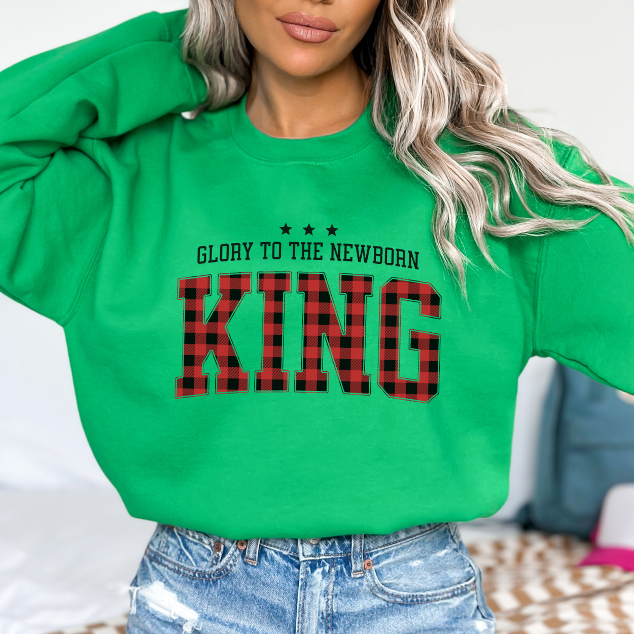 Glory to the newborn King Christmas sweatshirt, Christian: Sand / Medium